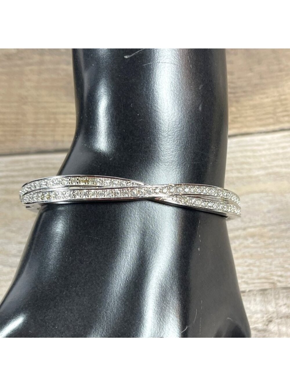 Swarovski Crystal Retired Rhodium Plated Crystal Twist Bangle Bracelet Box VTG - Picture 4 of 13